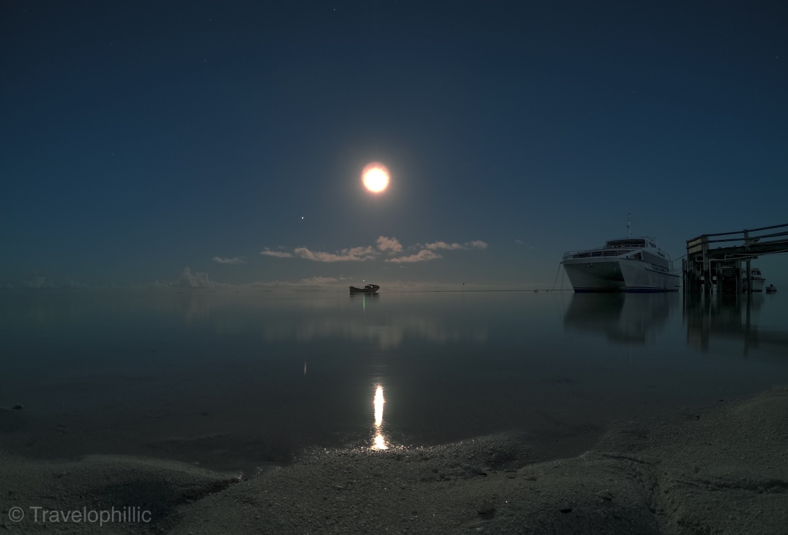 Full moon on Heron Island 